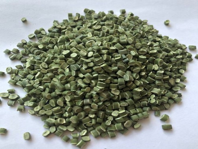 PE 複合プラスチックペレット